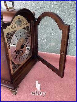 Vintage 1980s Bulova Fugit Westminster Chime mantel clock MINT A+