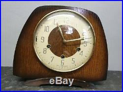 Vintage 8 Day Westminster Chiming Mantle Clock with Floating Balance