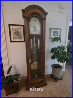 Vintage Colonial Grandfather Clock, oak