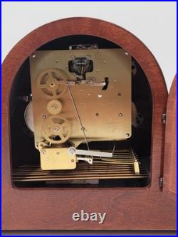 Vintage Elegant Large Howard Miller Presidential Triple Chime Mantle Clock. Read