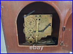 Vintage HERSCHEDE 8 Day Westminster Chime Shelf Clock Works. Very Clean example Vintage HERSCHEDE 8 Day Westminster Chime Shelf Clock Works. Very Clean example