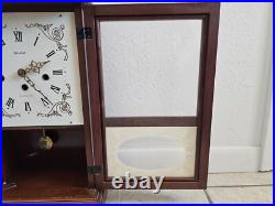 Vintage HERSCHEDE 8 Day Westminster Chime Shelf Clock Works. Very Clean example Vintage HERSCHEDE 8 Day Westminster Chime Shelf Clock Works. Very Clean example