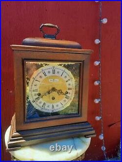 Vintage Howard Miller 1050-020 Triple Chime Wood Mantel Clock Working with key