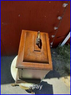 Vintage Howard Miller 1050-020 Triple Chime Wood Mantel Clock Working with key
