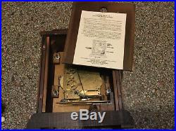 Vintage Howard Miller 4992 Barwick DIV Westminster Chime Mantle Clock 2jewel 142