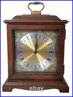 Vintage Howard Miller Graham Bracket Quartz Mantel Clock Battery Chime