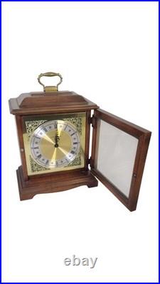 Vintage Howard Miller Graham Bracket Quartz Mantel Clock Battery Chime