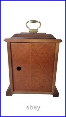 Vintage Howard Miller Graham Bracket Quartz Mantel Clock Battery Chime