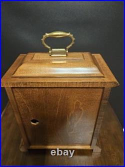 Vintage Howard Miller Mantel Clock 340-020