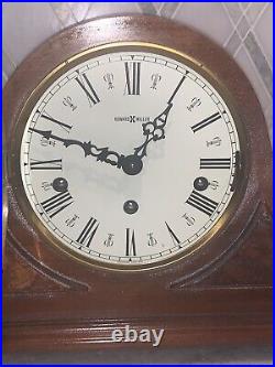 Vintage Howard Miller Mantel Clock Bellingham 3 Chime 612-374 Elm Burl Overlay