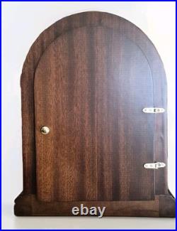 Vintage Howard Miller Mantle Clock With Key Westminster Chime Model
