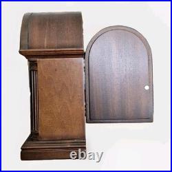 Vintage Howard Miller Mantle Clock With Key Westminster Chime Model