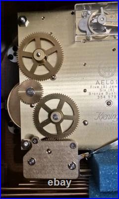 Vintage Howard Miller Mantle Clock With Key Westminster Chime Model