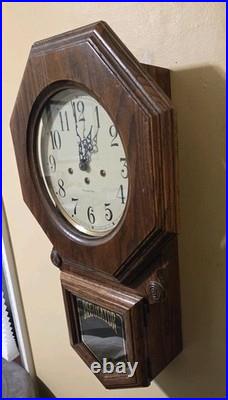 Vintage Howard Miller Wall Clock Westminter Chimes 613-191 WithKey Beautiful