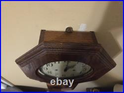 Vintage Howard Miller Wall Clock Westminter Chimes 613-191 WithKey Beautiful