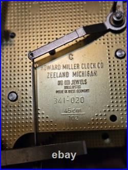 Vintage Howard Miller Wall Clock Westminter Chimes 613-191 WithKey Beautiful