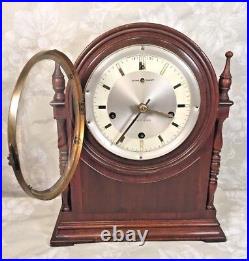 Vintage New Haven Durham Cathedral Mantel Clock with Westminster Chime Runs