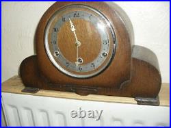 Vintage, Oak Mantle Clock With Westminster Chime