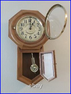 Vintage Regulator Clock Classic Manor, Quarts Westminster Chime, With Pendulum