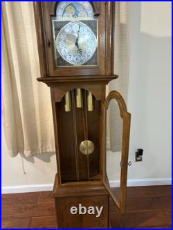 Vintage Ridgeway Grandfather Clock Maple Finish Mechanical Westminster Chime
