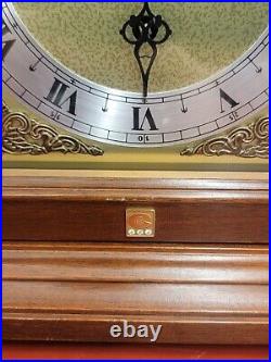 Vintage Seth Thomas Legacy IV Westminster Chimes Key Wound Mantle Clock. Tested