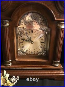 Vintage Westminster Quarts Mantle Chime Clock(needs repairs)