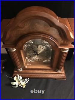 Vintage Westminster Quarts Mantle Chime Clock(needs repairs)