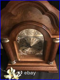 Vintage Westminster Quarts Mantle Chime Clock(needs repairs)