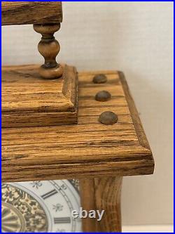 Vintage Wooden Oak Handmade Mantle Clock Chimes Every Hour And Quarter Works