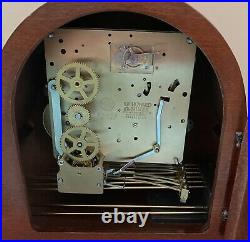 Vtg Howard Miller Livingston Wood Mantle Clock Westminster Chime 630-128 EC