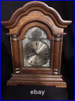 Westminster Tempus Fugit Quartz Mantle Wooden Vintage Clock Hourly Chime