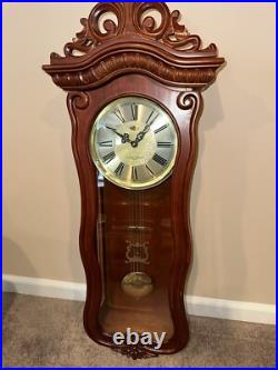 Westminster Whittington Seiko Quartz Pendulum Wooden Wall Clock NICE Two chimes