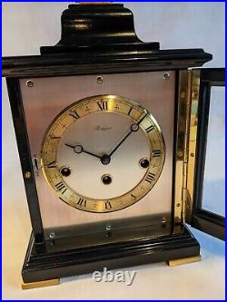 Wuba Westminster Chime Bracket/Mantle Clock